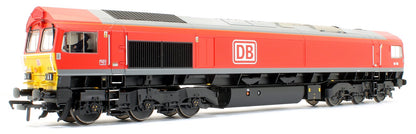 Class 66/0 66100 'Armistice 100 1918-2018' DB Cargo Diesel Locomotive (DCC Sound)