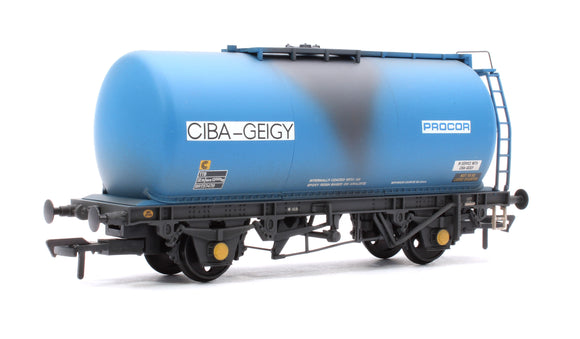 BR 45T TTA Tank Wagon 'Ciba-Geigy' Blue No.BRT57479 - Weathered