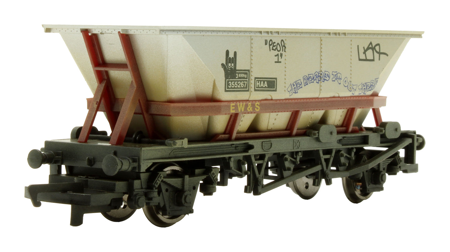 Pre-Owned R6628 Graffiti Wagon '355267' - Weathered Edition