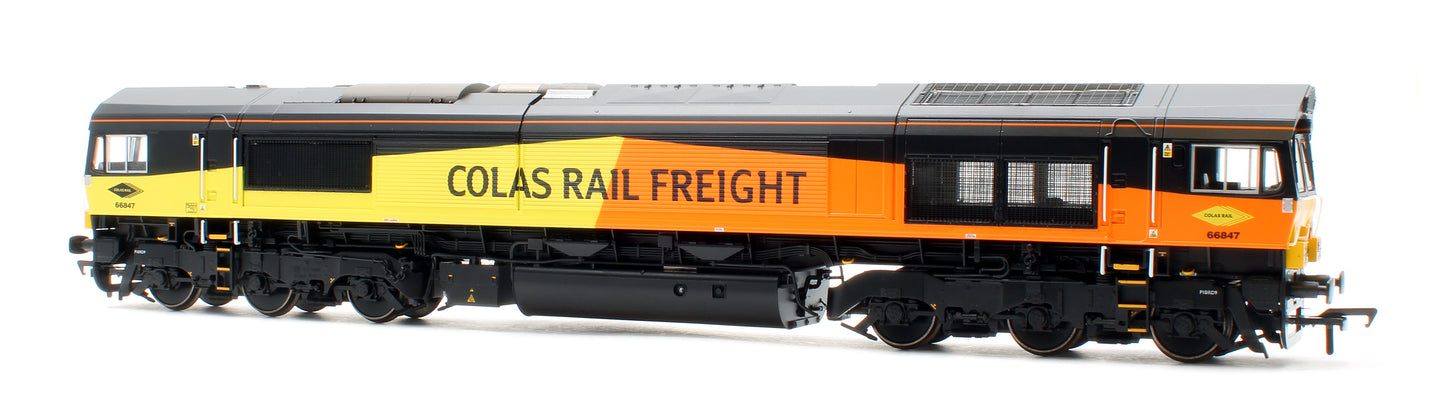 Class 66/8 66847 'Terry Baker' Colas Rail Freight Diesel Locomotive - Deluxe DCC Sound