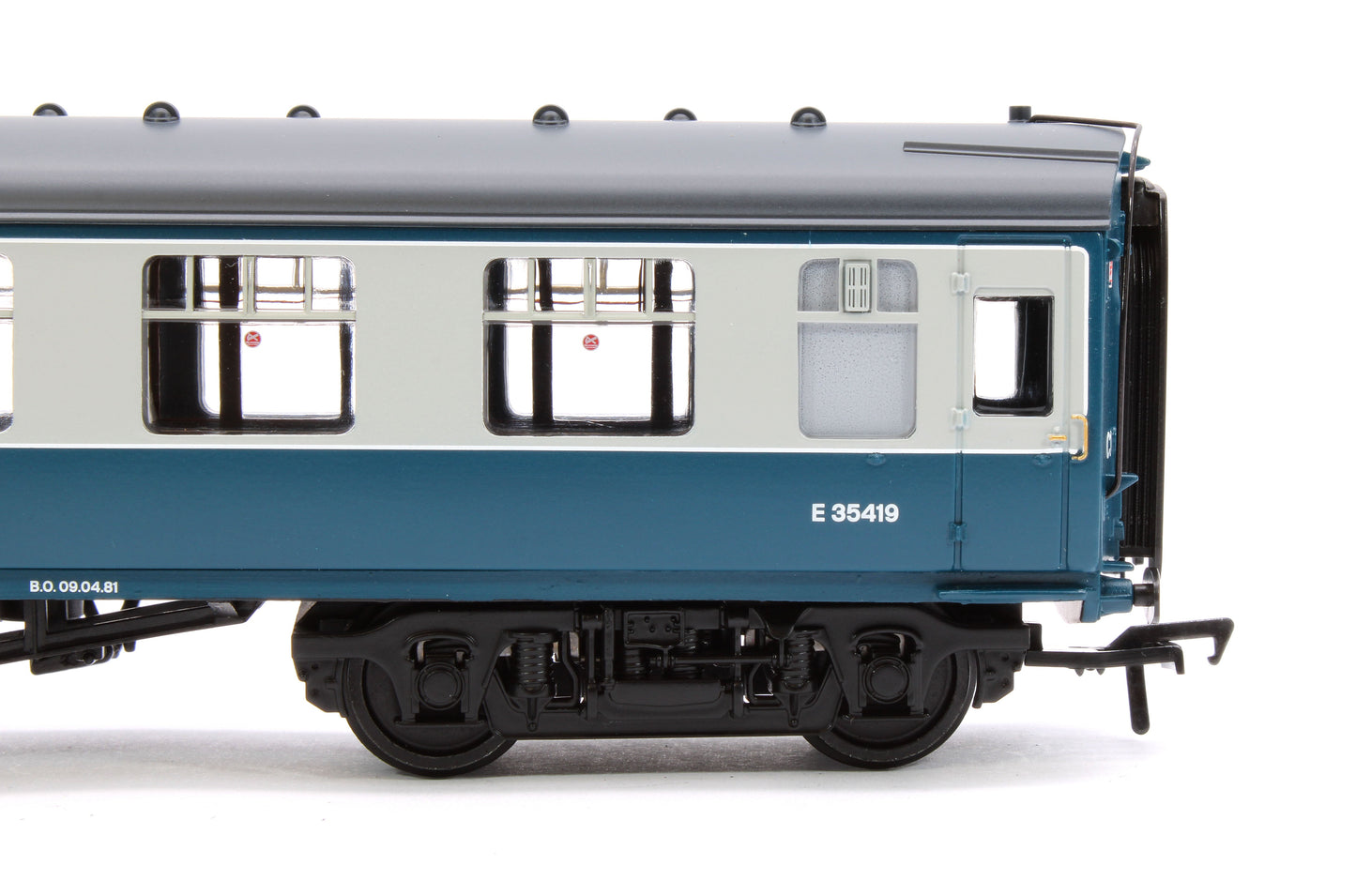 Pre-Owned 39-075E BR Mk1 BSK Brake Second Corridor BR Blue & Grey No.E35419