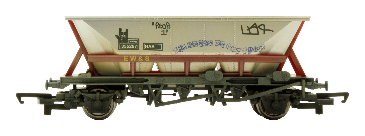 Pre-Owned R6628 Graffiti Wagon '355267' - Weathered Edition
