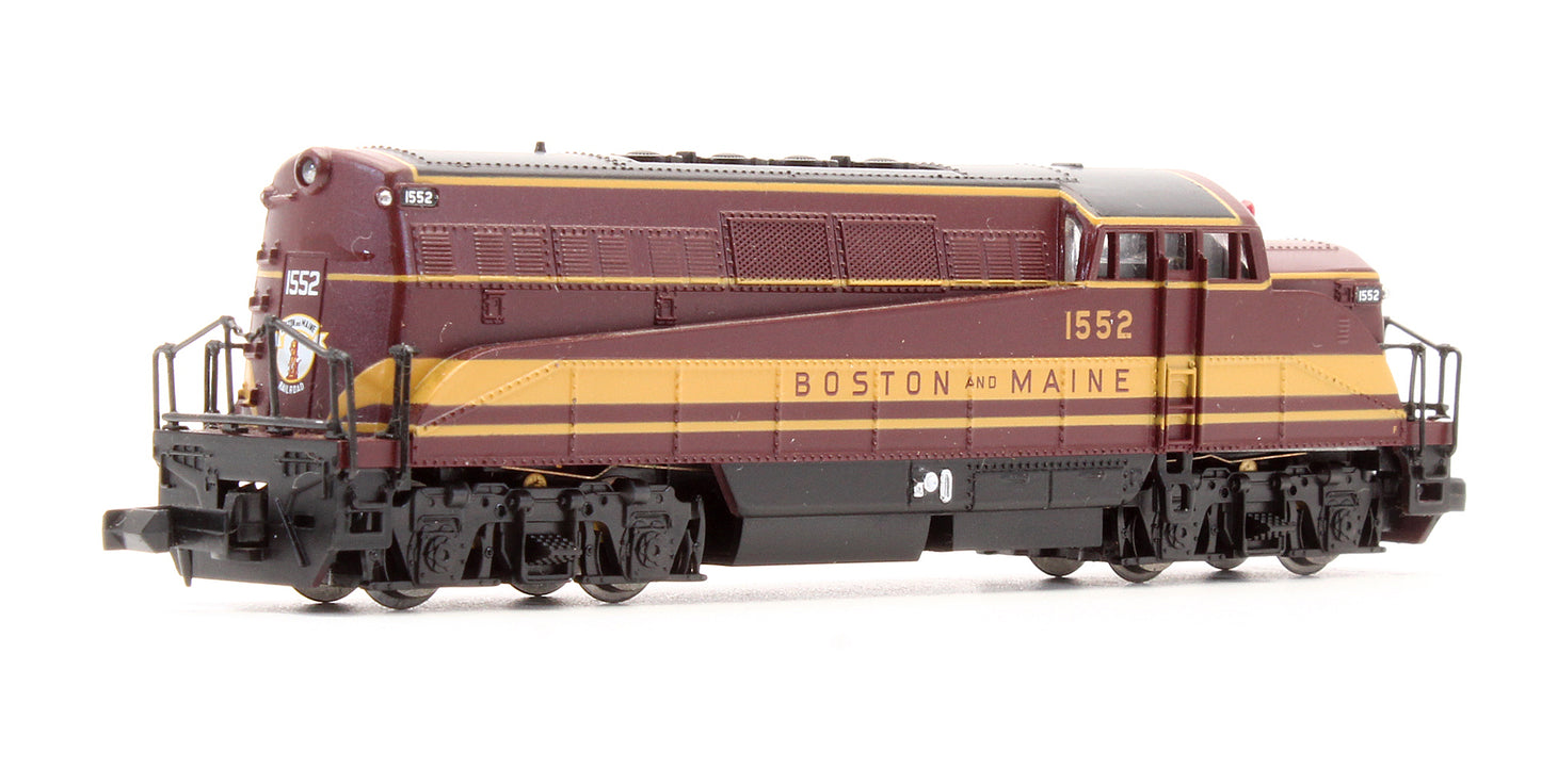 Pre-Owned 7621 BL2 Diesel Locomotive Boston And Maine - Road #1552