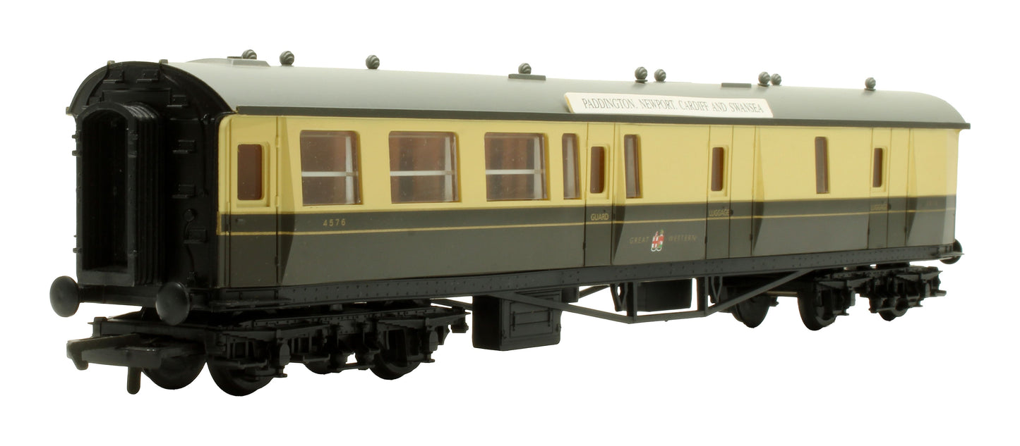 Pre-Owned R4027 GWR Centenary Brake Coach '4576'