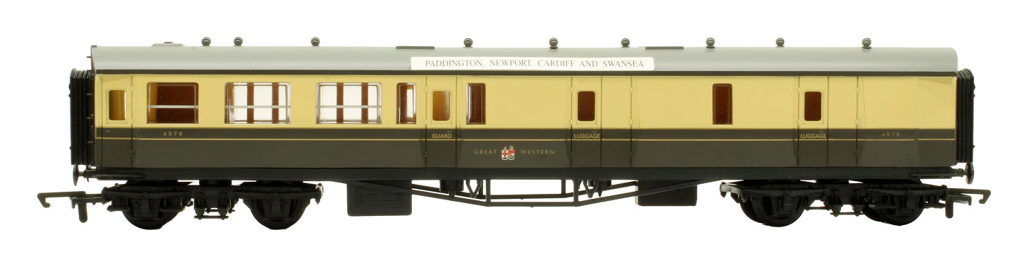 Pre-Owned R4027 GWR Centenary Brake Coach '4576'