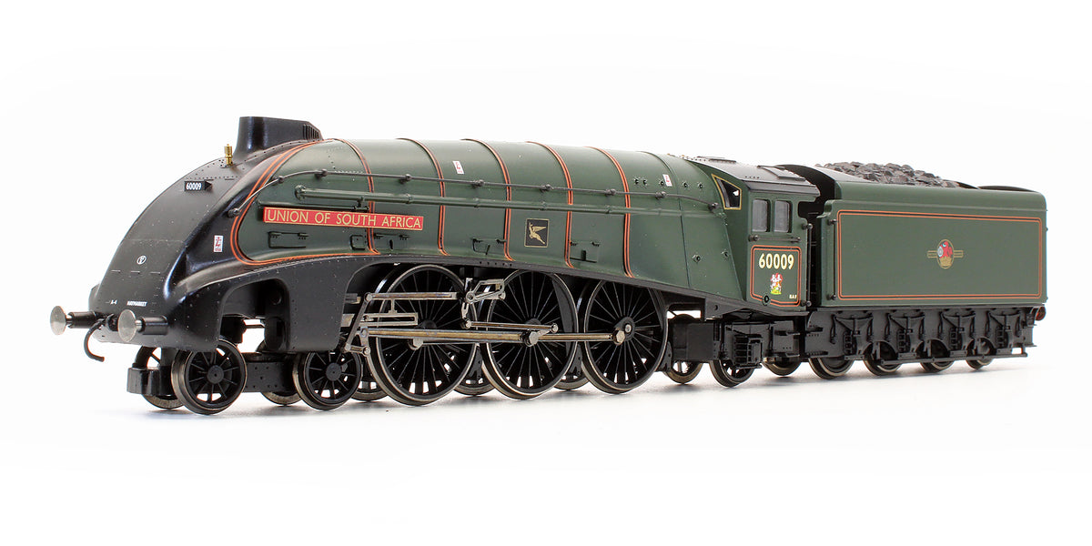 Pre-Owned R2302 BR 4-6-2 Class A4 'Union Of South Africa' 60009 Steam Locomotive