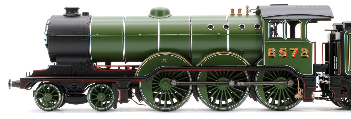 R30502 Class B12 4-6-0 LNER Apple Green 8572 Steam Locomotive