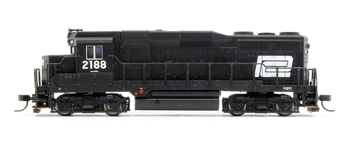 Pre-Owned GP30 Phase 1 Diesel Locomotive Penn Central - Road #2188 (DCC Fitted)