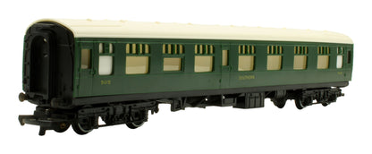 Pre-Owned R622 SR Malachite Composite Coach With Seats '5015'