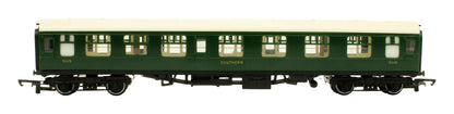 Pre-Owned R622 SR Malachite Composite Coach With Seats '5015'
