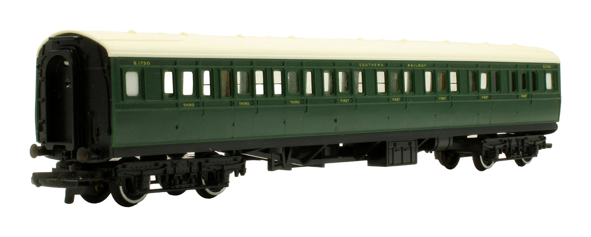 Pre-Owned R750 SR Malachite Brake Composite Coach 'S1774'