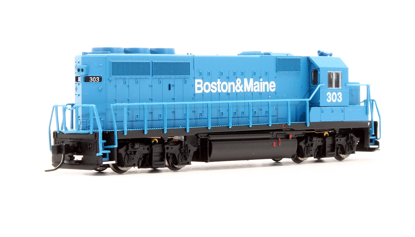 Pre-Owned 40 000 245 GP40-2 Diesel Locomotive Boston & Maine - Road #303