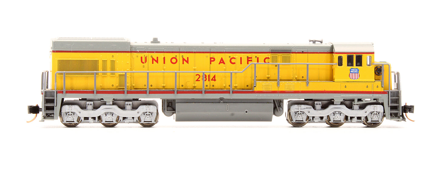Pre-Owned 176-17B U30C Diesel Locomotive Union Pacific - Road #2814