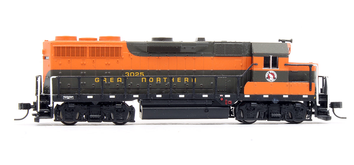 Pre-Owned GP35 Diesel Locomotive Great Northern - Road #3025