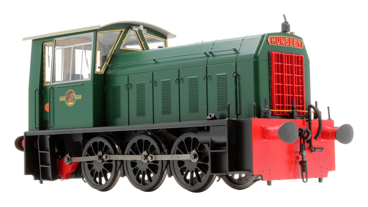 Pre-Owned 25901 BR Plain Green 0-6-0 Class 05 Hunslet Diesel Locomotive