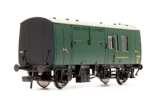 Pre-Owned 38-526Z BR MK1 Horse Box Green (SR) S96359 - Exclusive Edition