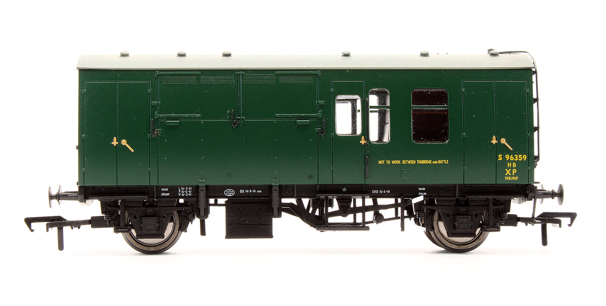 Pre-Owned 38-526Z BR MK1 Horse Box Green (SR) S96359 - Exclusive Edition