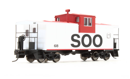 Pre-Owned Int'l Extended Wide Vision Caboose Soo Line - Road #68