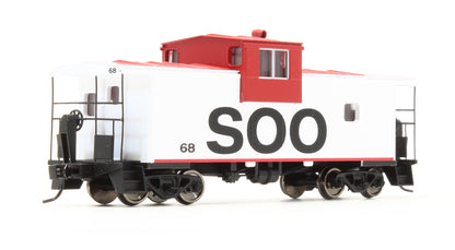 Pre-Owned Int'l Extended Wide Vision Caboose Soo Line - Road #68
