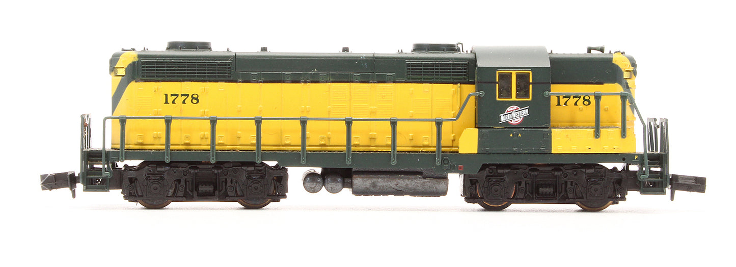 Pre-Owned 7136 GP18 Hi Nose Without Dynamic Brakes Diesel Locomotive CNW - Road #1778