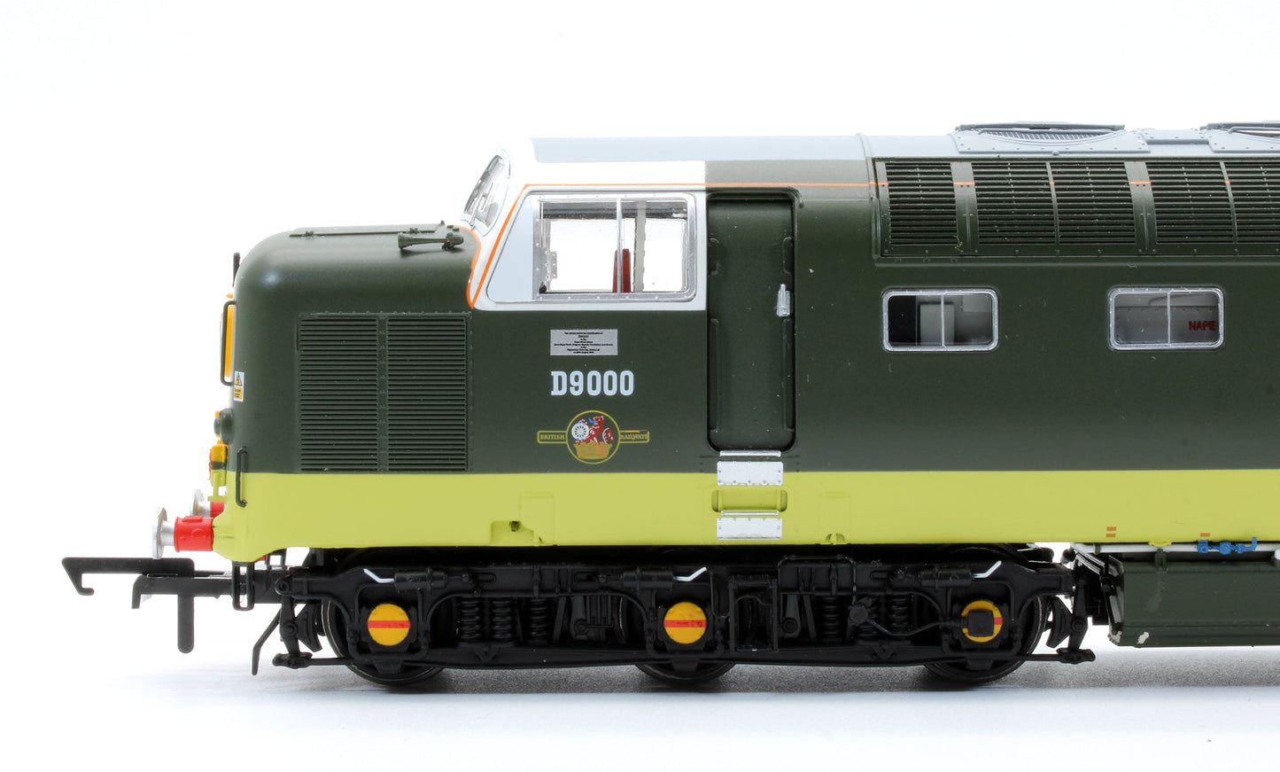 Pre-Owned ACC2790 Class 55 Deltic 'Royal Scots Grey' D9000 BR Green/Cantrail (VXC) Diesel Locomotive (Limited Edition)