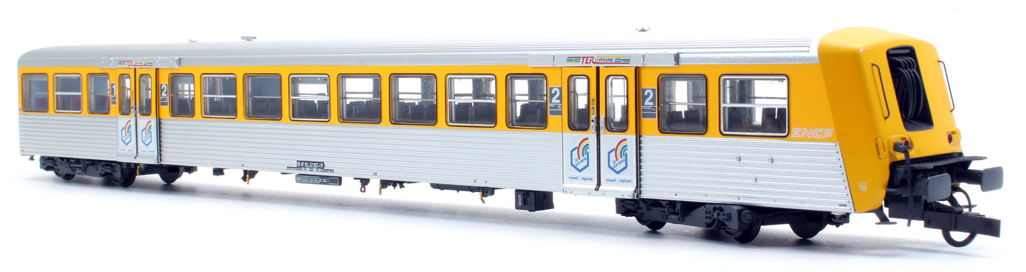 Pre-Owned SNCF Regional Push-Pull Yellow/Stainless Steel Coaches (Set of 3) - DCC Fitted