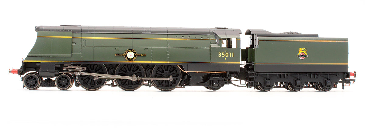 Pre-Owned R3971 BR Merchant Navy Class 4-6-2 'General Steam Navigation' 35011 Steam Locomotive - Metal Bodied