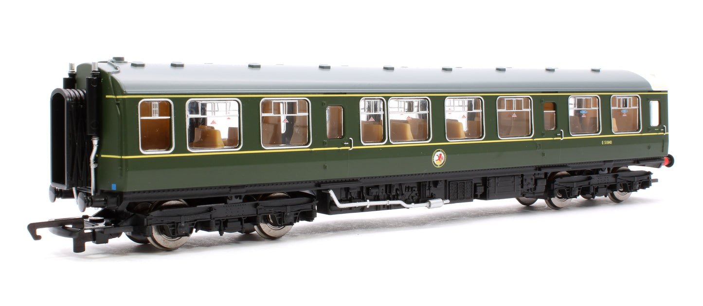 RailRoad Plus Class 110 3 Car DMU BR Green with Speed Whiskers Train Pack