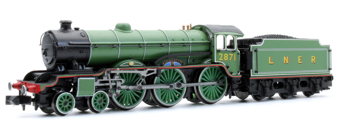 2S-020-003 Pre-Owned LNER Apple Green 4-6-0 B17 'Manchester City' 2871 Steam Locomotive