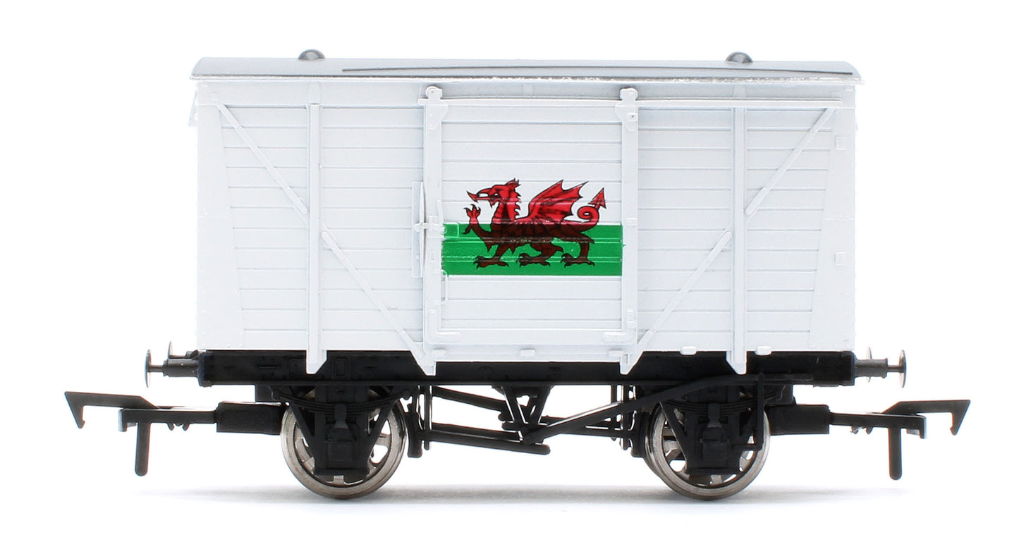 GM4410306 Vent Van Welsh Y Ddraig Goch Flag