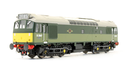 Pre-Owned Class 25/3 - D7647 BR Two Tone Green with small yellow panels