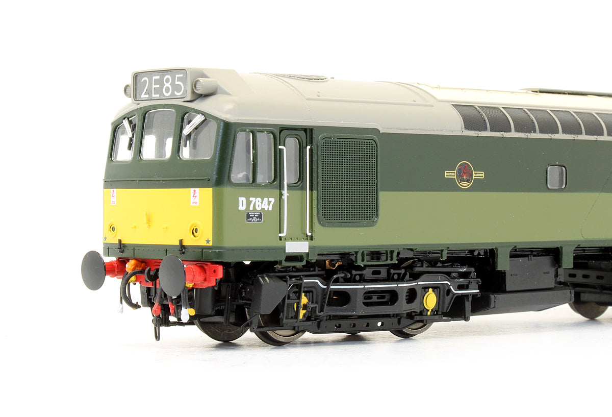 Pre-Owned Class 25/3 - D7647 BR Two Tone Green with small yellow panels