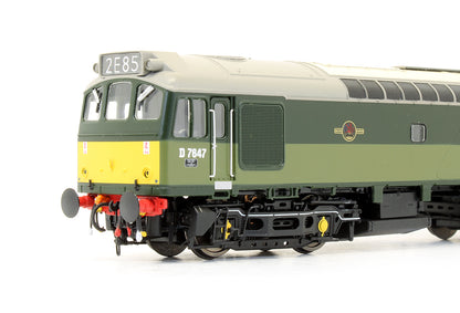 Pre-Owned Class 25/3 - D7647 BR Two Tone Green with small yellow panels