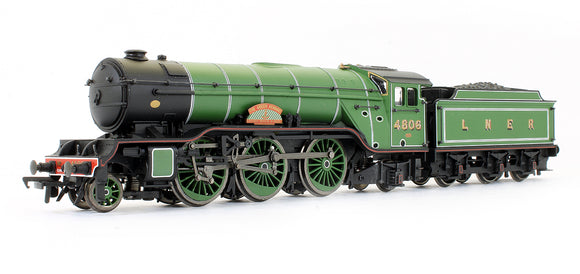 Pre-Owned V2 4806 'The Green Howard' LNER Darlington Green Stepped Tender Steam Locomotive