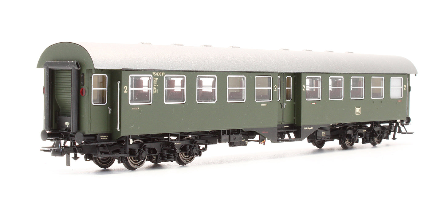 Pre-Owned 46052 DB B4yge Passenger Coach 75 830 Wt
