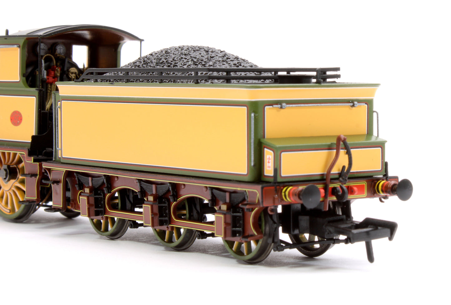 Highland Railways Jones Goods 4-6-0 Steam Locomotive No.103, HR yellow (1960s condition) DCC Sound