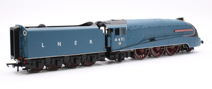 Class A4 4-6-2 4491 'Commonwealth Of Australia' LNER Garter Blue Steam Locomotive