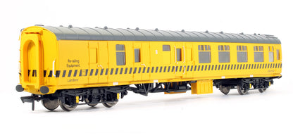 Pre-Owned 39-075Z BR MK1 EX-BSK Re-Railing Equipment Coach (Exclusive Edition)