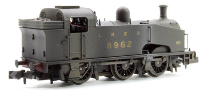 Custom Weathered Class J50 LNER Black (Unlined) 0-6-0 Tank Locomotive No.8962