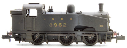 Custom Weathered Class J50 LNER Black (Unlined) 0-6-0 Tank Locomotive No.8962