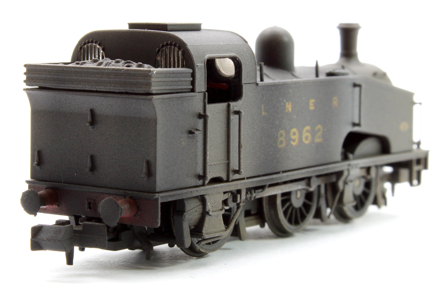 Custom Weathered Class J50 LNER Black (Unlined) 0-6-0 Tank Locomotive No.8962