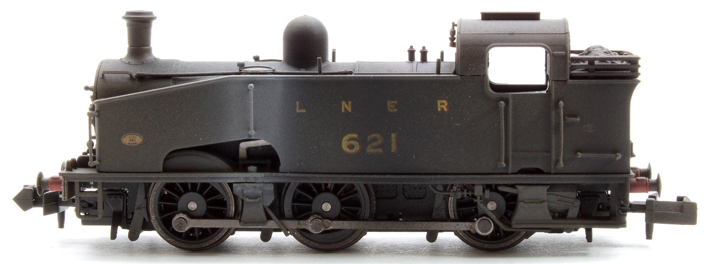 Custom Weathered Class J50 LNER Black (Unlined) 0-6-0 Tank Locomotive No.621