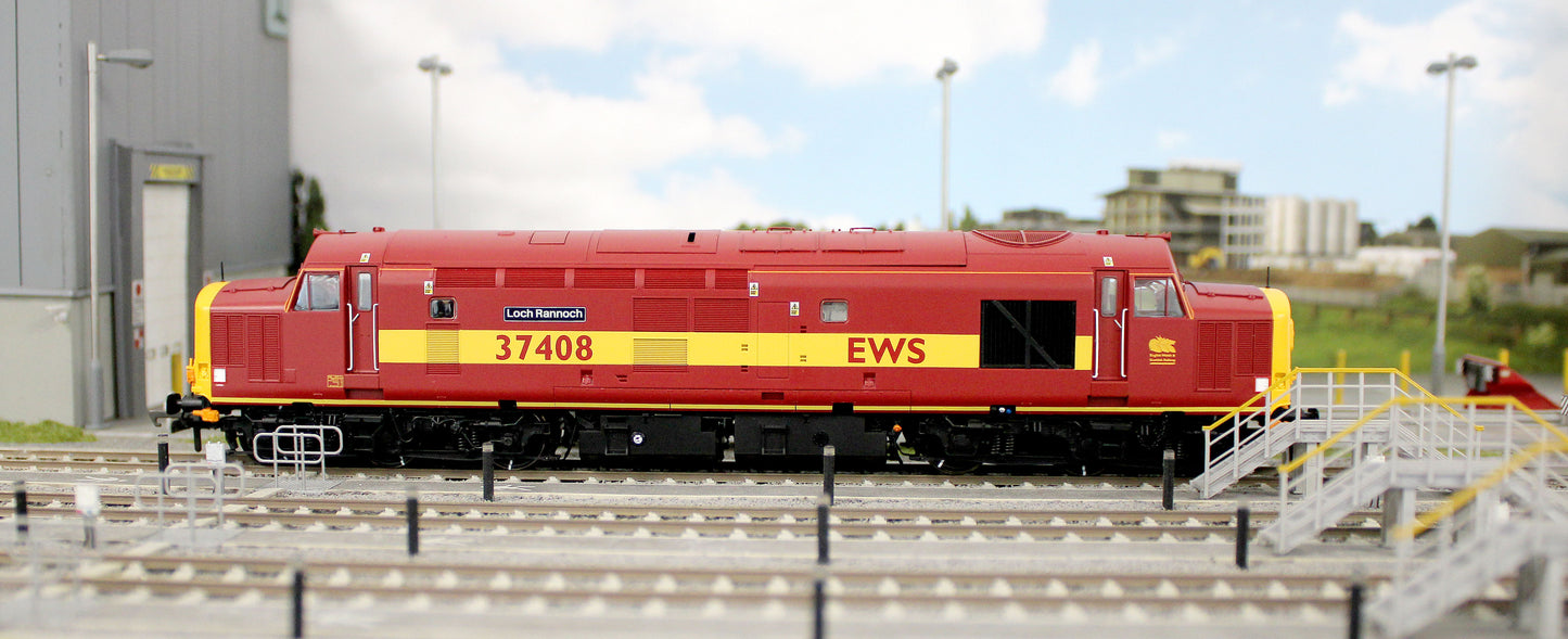 ACC3151 Class 37 Loch Rannoch EWS Maroon & Gold 37408 Diesel Locomotive