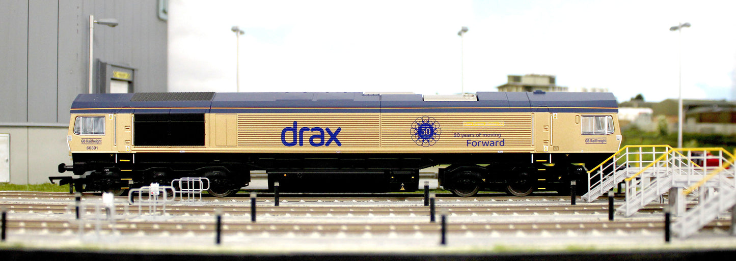 R30461 RailRoad GB Railfreight Class 66 Co-Co Drax 50th Anniversary Gold 66301 ‘Drax Power Station 50’ Diesel Locomotive