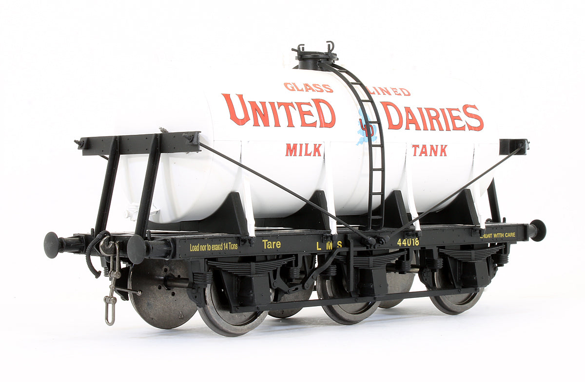 Pre-Owned 6 Wheel Milk Tanker 'United Dairies' No.44018