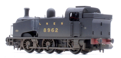 Custom Weathered Class J50 LNER Black (Unlined) 0-6-0 Tank Locomotive No.8962