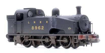Custom Weathered Class J50 LNER Black (Unlined) 0-6-0 Tank Locomotive No.8962