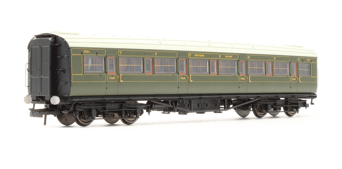 Pre-Owned R4298C SR Maunsell Corridor 1st Class Coach '7671'