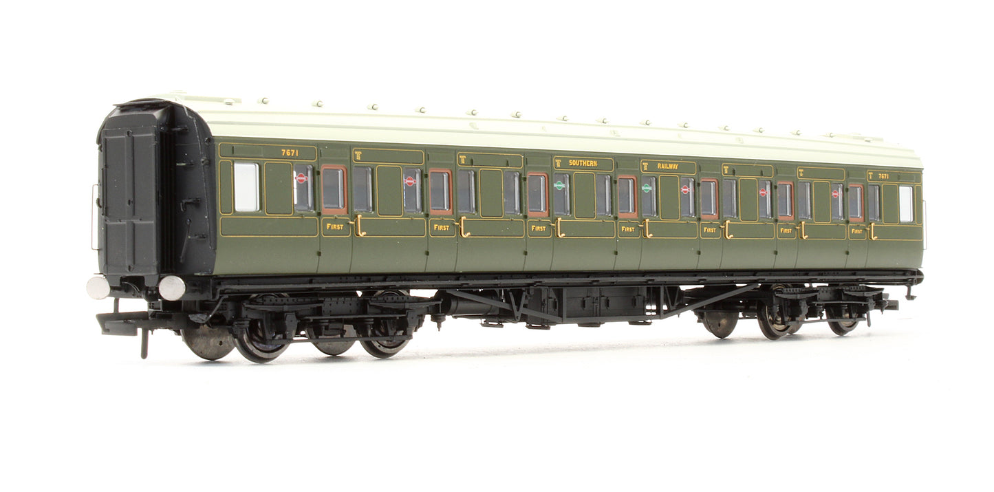 Pre-Owned R4298C SR Maunsell Corridor 1st Class Coach '7671'
