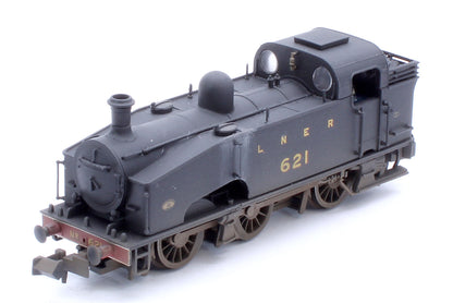 Custom Weathered Class J50 LNER Black (Unlined) 0-6-0 Tank Locomotive No.621